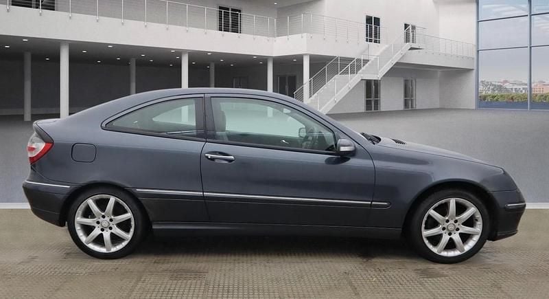 Used Mercedes C180 SE 2007 Grey Coupe