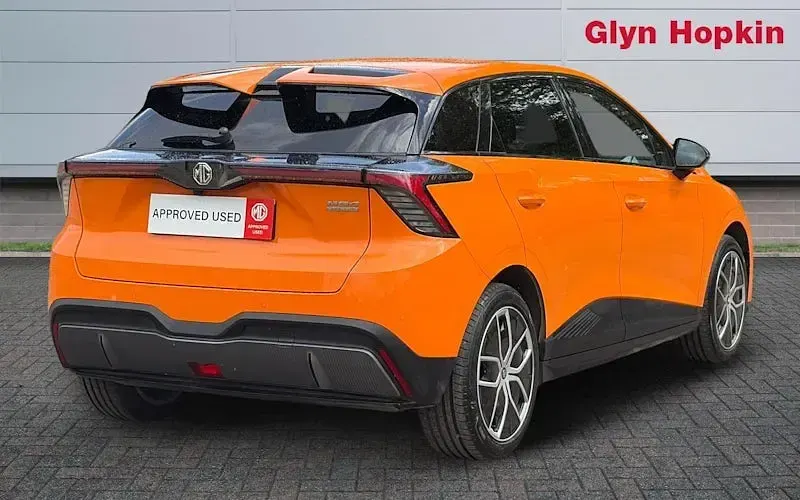 Used MG MG4 EV Trophy 319 kW (435 HP) 2025 Orange Hatchback