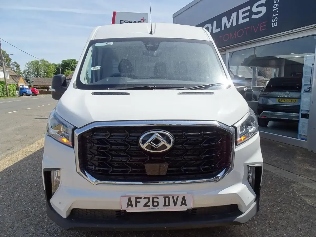 New Maxus V90 2026 Van