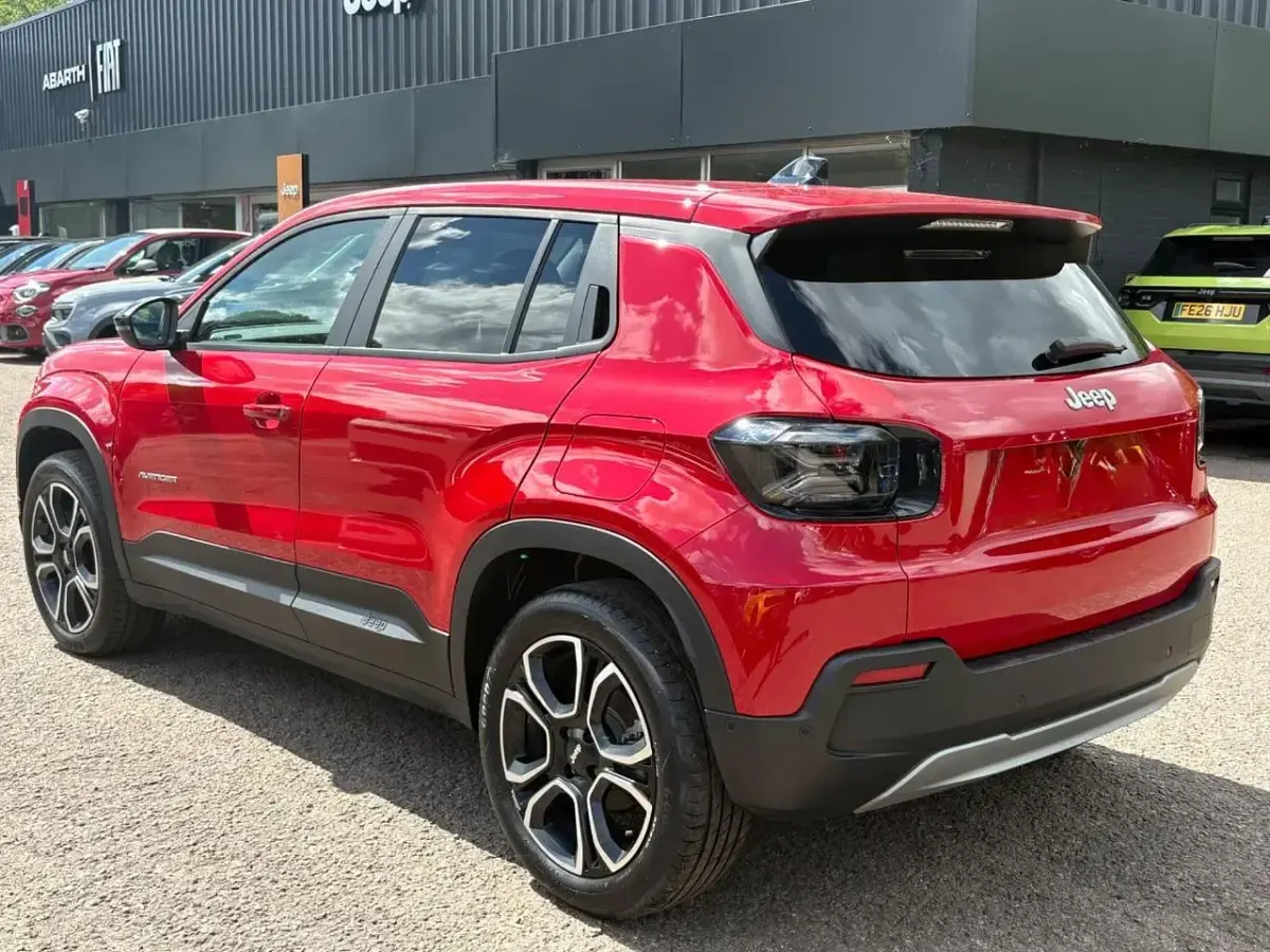 Used Jeep Avenger EV Summit 113 kW (154 HP) 2025 Red SUV