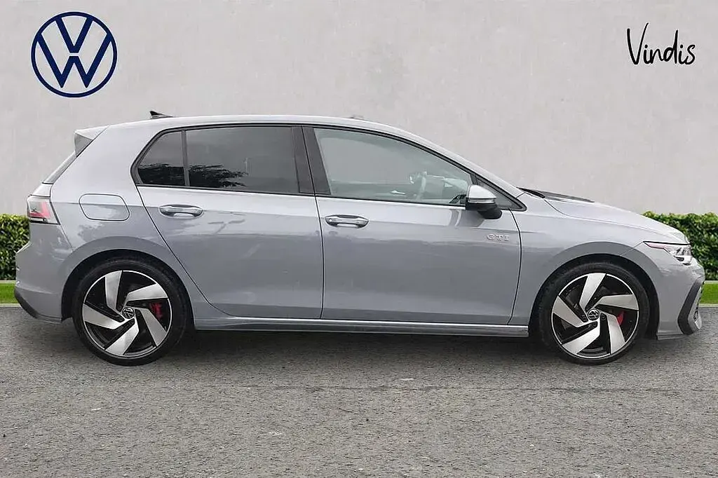Used VW Golf VIII GTI 272 HP (200 kW) 2024