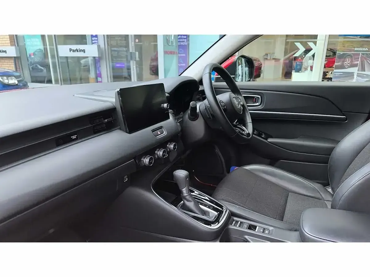 Used Honda HR-V Advance 131 HP (96 kW) 2024 Red SUV