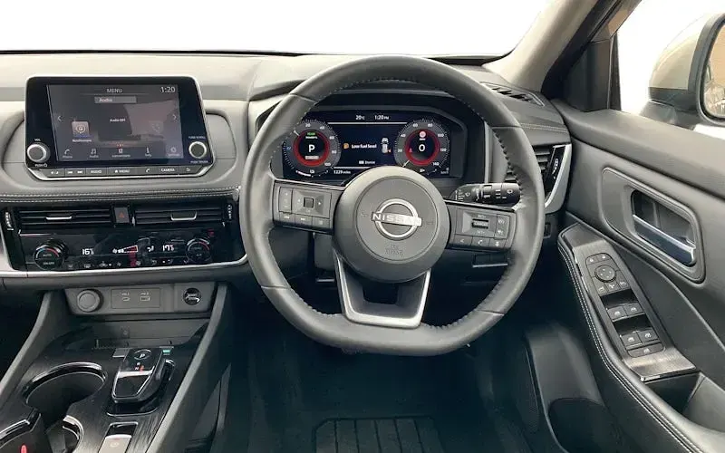 Used Nissan X-Trail Acenta Premium 204 HP (150 kW) 2024 Silver SUV