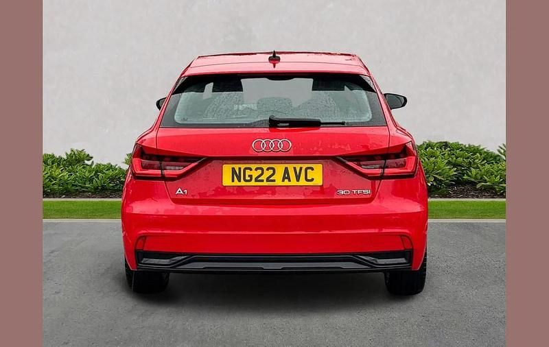 Used Audi A1 Sport 108 HP (79 kW) 2022 Red SUV