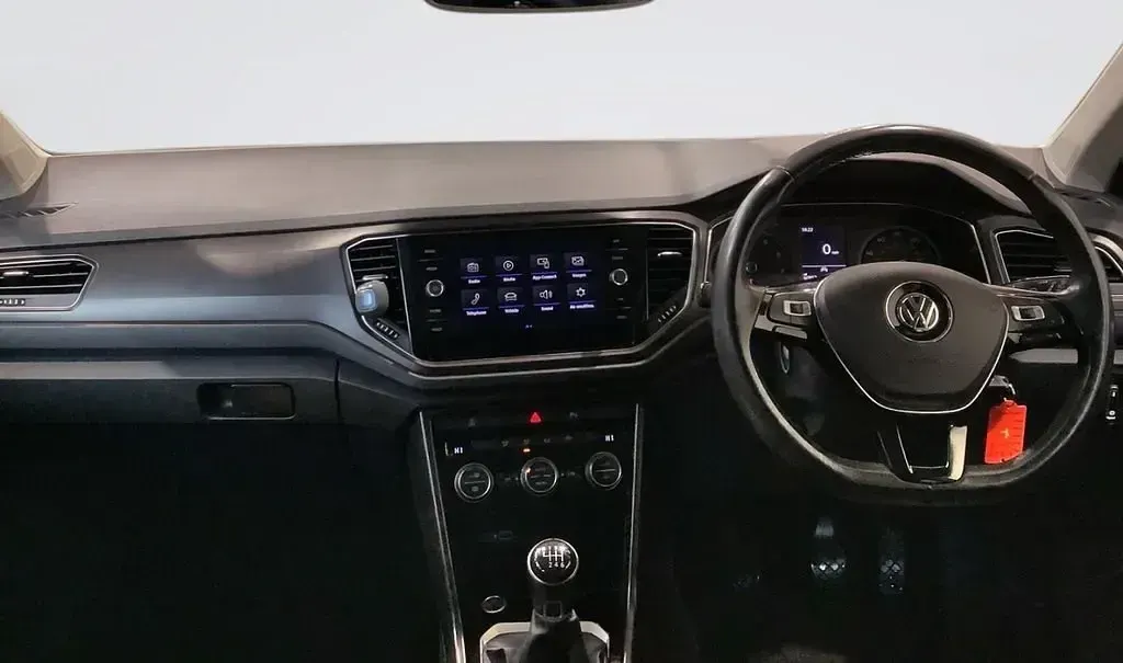 Second-hand VW T-Roc Design 115 CP (84 kW) 2020 Alb SUV