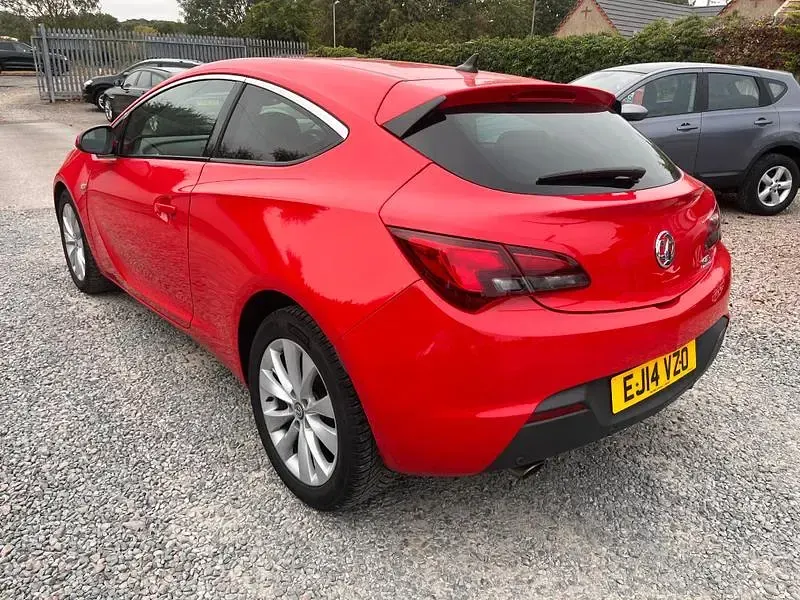 Used Vauxhall Astra GTC SRi 2014 Red Hatchback