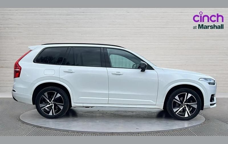 Used Volvo XC90 R-Design 247 HP (181 kW) 2020 White SUV
