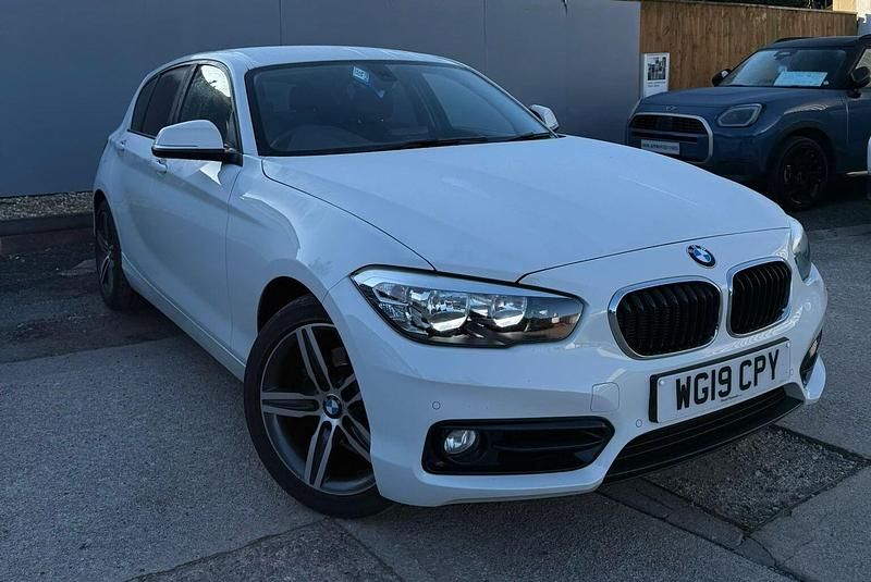 White Used 2019 BMW 118 Sport Line Hatchback | £13,950 (Fair price) - Image 1/4