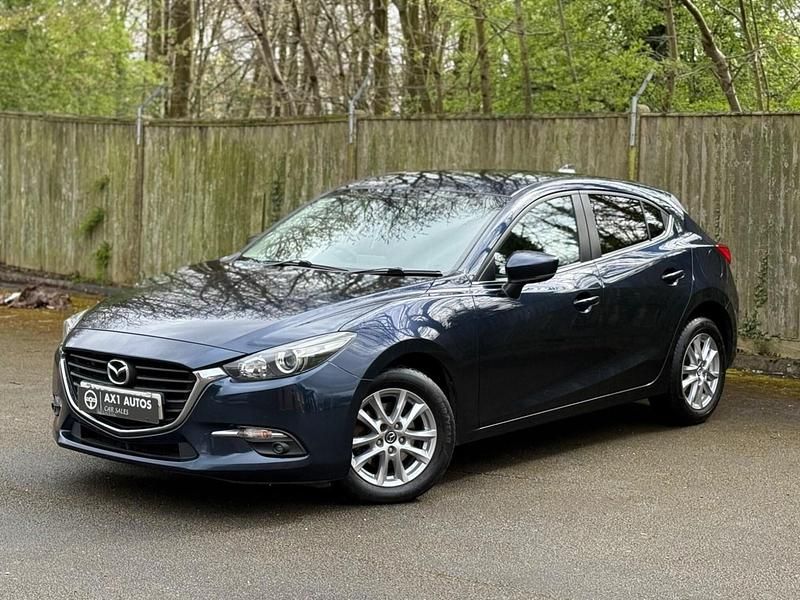 Used Mazda 3 105 HP (77 kW) 2017 Blue Hatchback