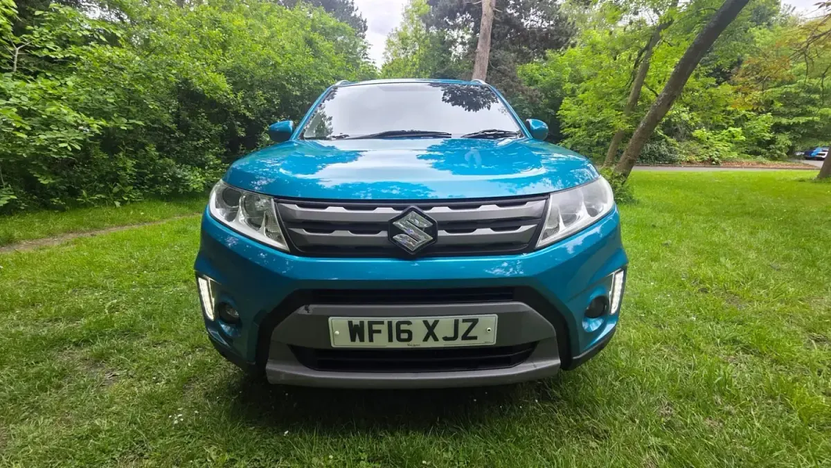 Usado Suzuki Vitara SZ-T 120 CV (88 kW) 2016 Turquesa SUV