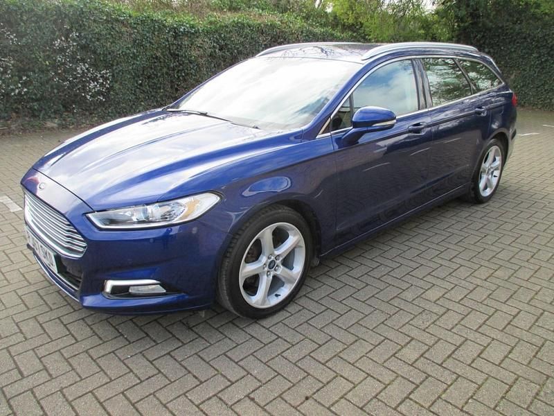 Used Ford Mondeo Titanium 160 HP (117 kW) 2017 Blue Estate