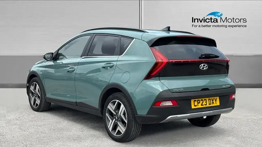 Used Hyundai Bayon Premium 120 HP (88 kW) 2023 Mangrove green pearl SUV