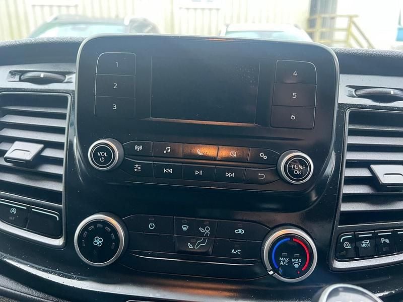 Used Ford Transit Custom 105 HP (77 kW) 2020 White Van