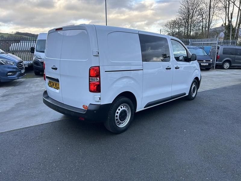 Used Peugeot Expert Premium 130 HP (95 kW) 2024 White Van