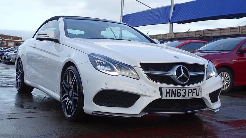 Used Mercedes E220 AMG 170 HP (125 kW) 2013 White Cabriolet