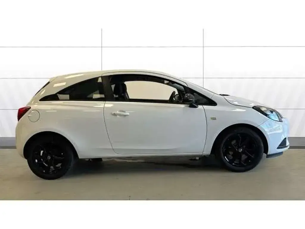 Used Vauxhall Corsa 75 HP (55 kW) 2019 White Hatchback