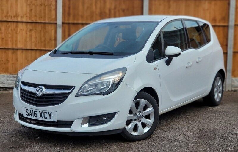 White Used 2016 Vauxhall Meriva MPV | £1,999 (Super price) - Image 1/4