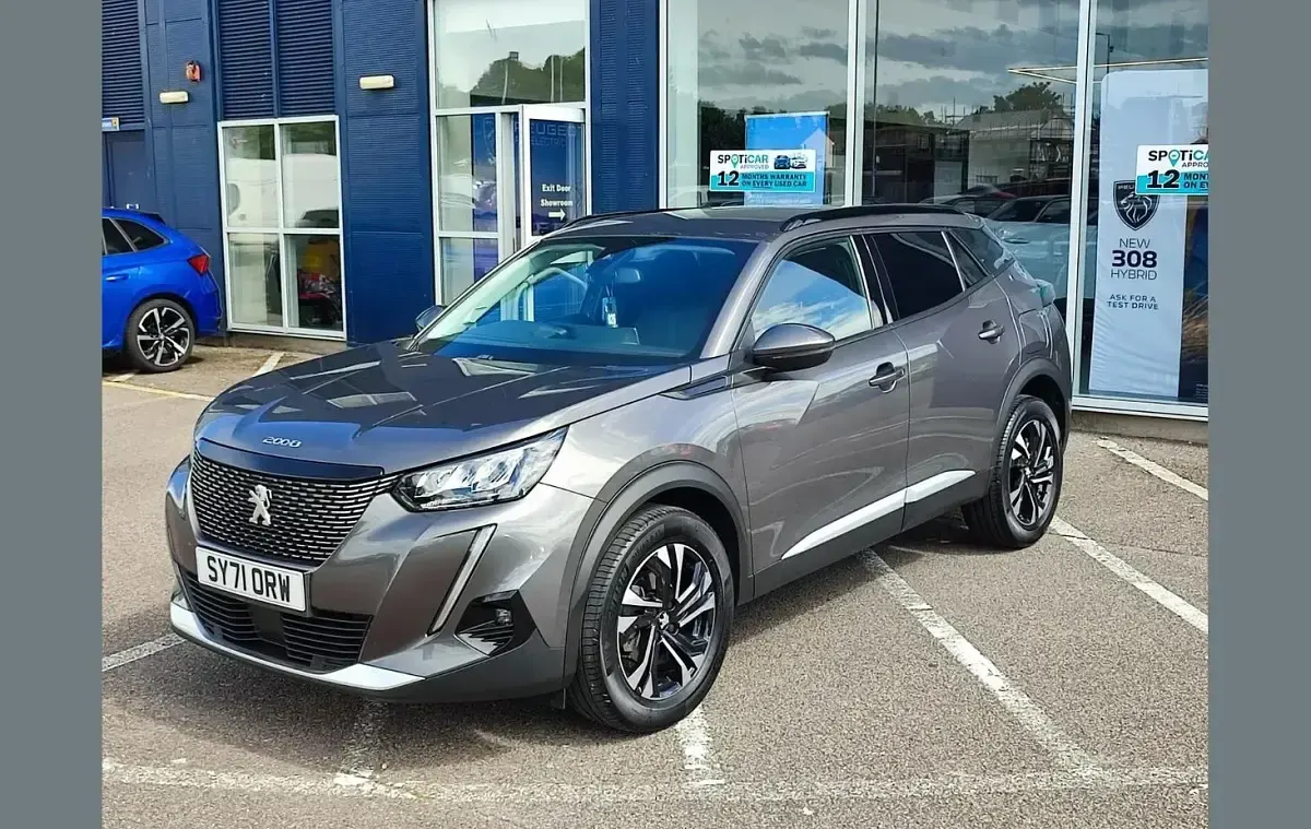 Used Peugeot 2008 Allure Premium 128 HP (94 kW) 2021 Grey SUV