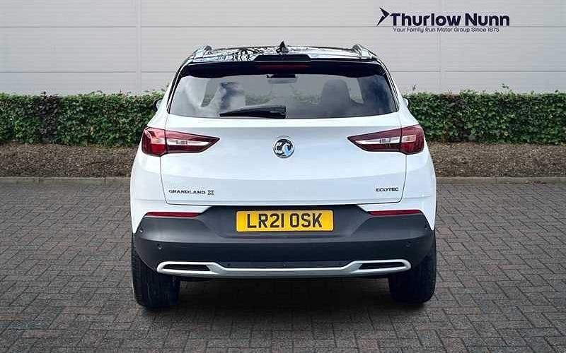 Used Vauxhall Grandland X Edition 131 HP (96 kW) 2021 White SUV