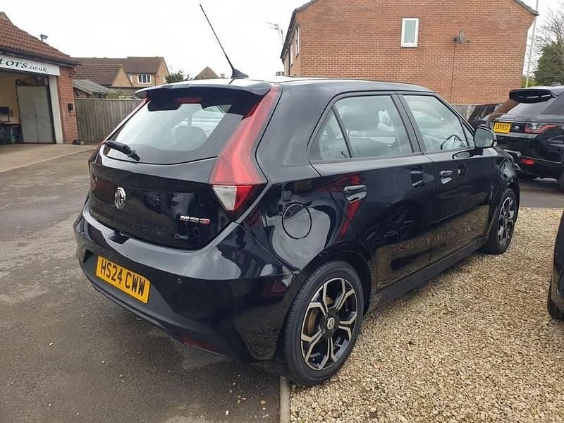 Used MG MG3 Exclusive 106 HP (77 kW) 2024 Black Hatchback