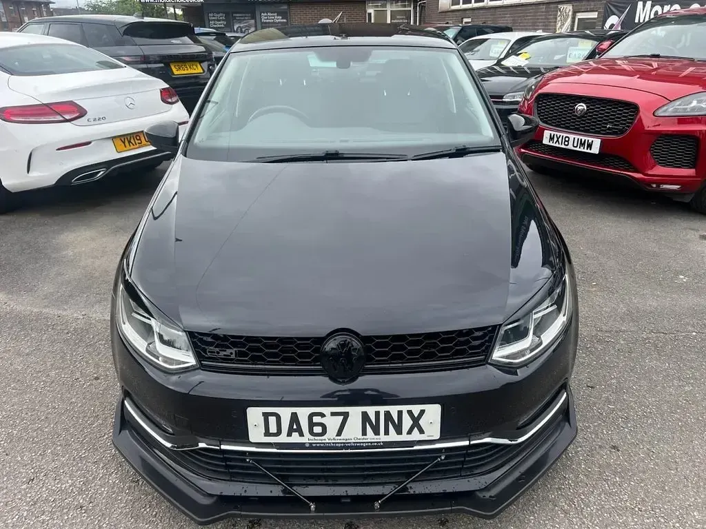 Used VW Polo Edition 90 HP (66 kW) 2017 Black Hatchback