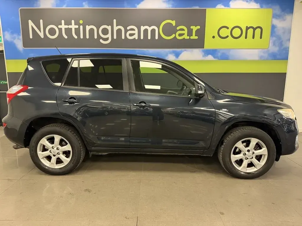 Used Toyota RAV4 2010 Grey SUV