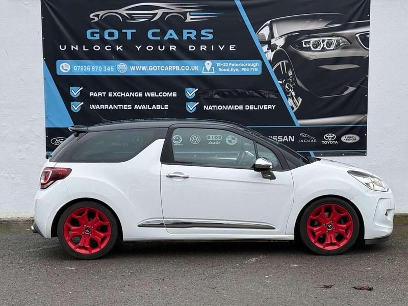 Begagnad Citroën DS3 155 HK (114 kW) 2013 Vit Halvkombi