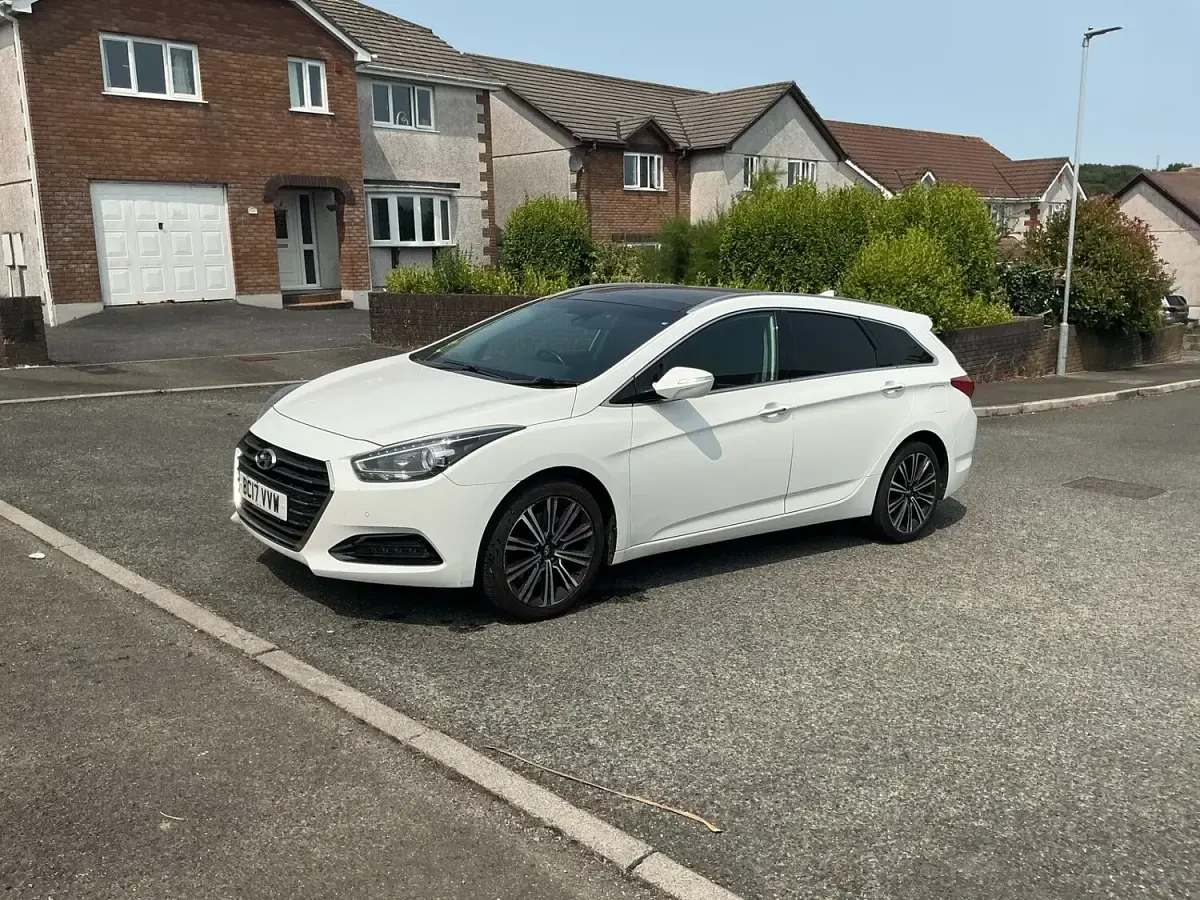 Used Hyundai i40 Premium 2017 White Estate