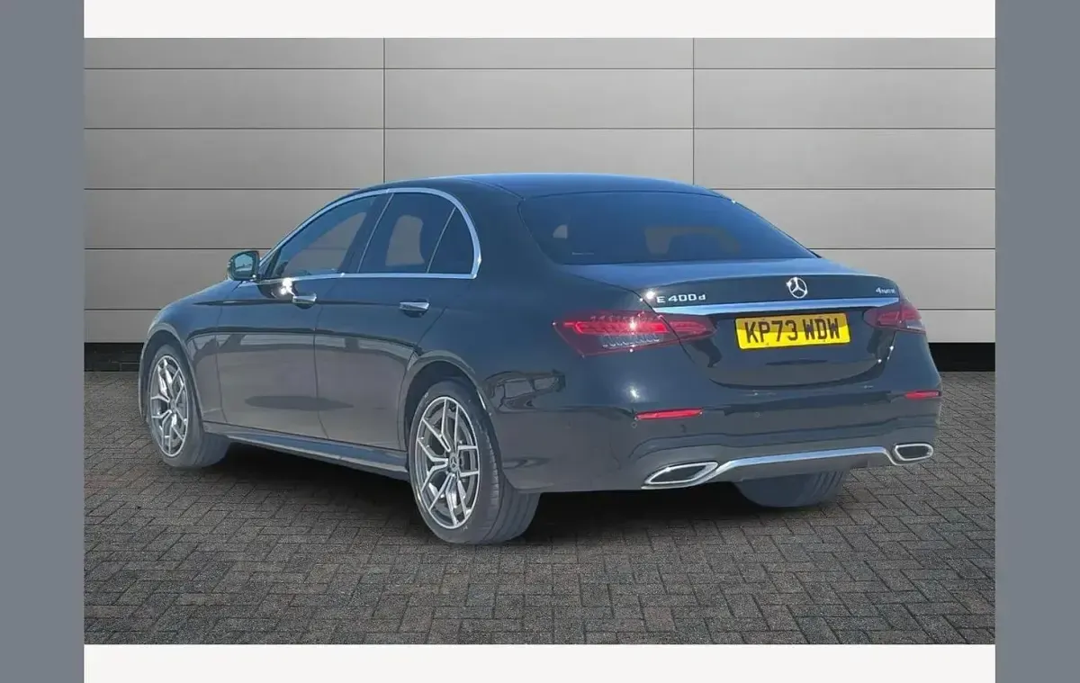 Used Mercedes E400 AMG Line Premium 334 HP (245 kW) 2023 Black Sedan