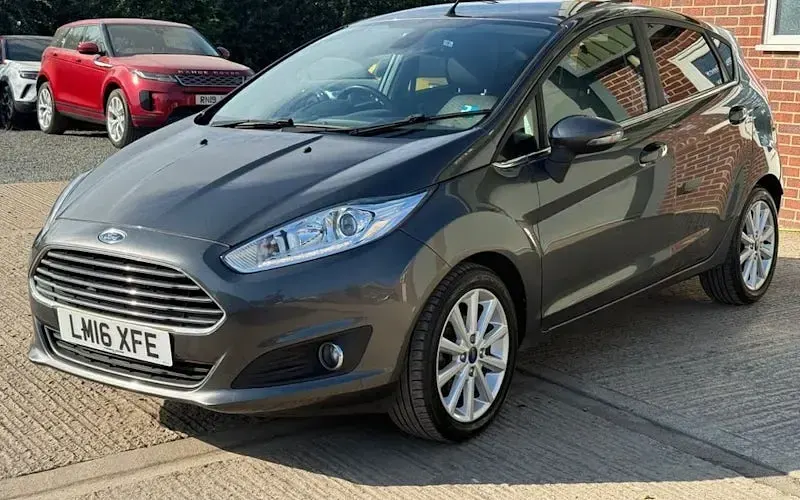 Used Ford Fiesta Titanium 101 HP (74 kW) 2017 Hatchback