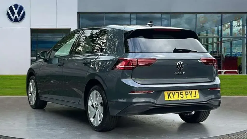 Used VW Golf VIII Match 115 HP (84 kW) 2025 Dolphin grey metallic Hatchback