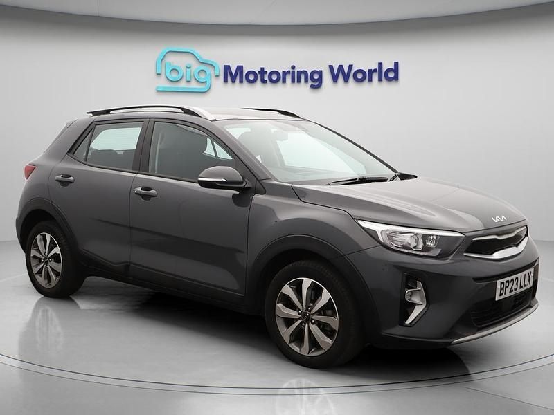 Grey Used 2023 Kia Stonic 2 SUV | £14,450 (Good price) - Image 1/4
