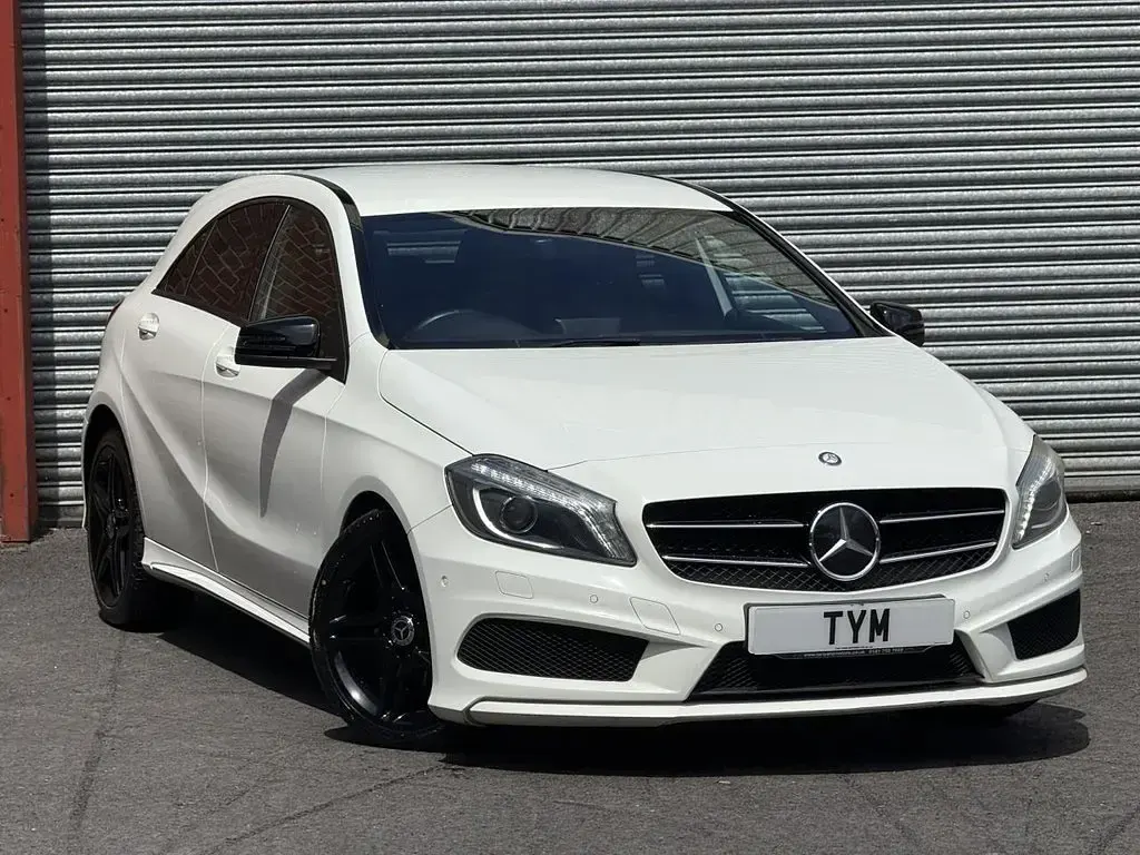 Used Mercedes A200 AMG 2013 White Hatchback