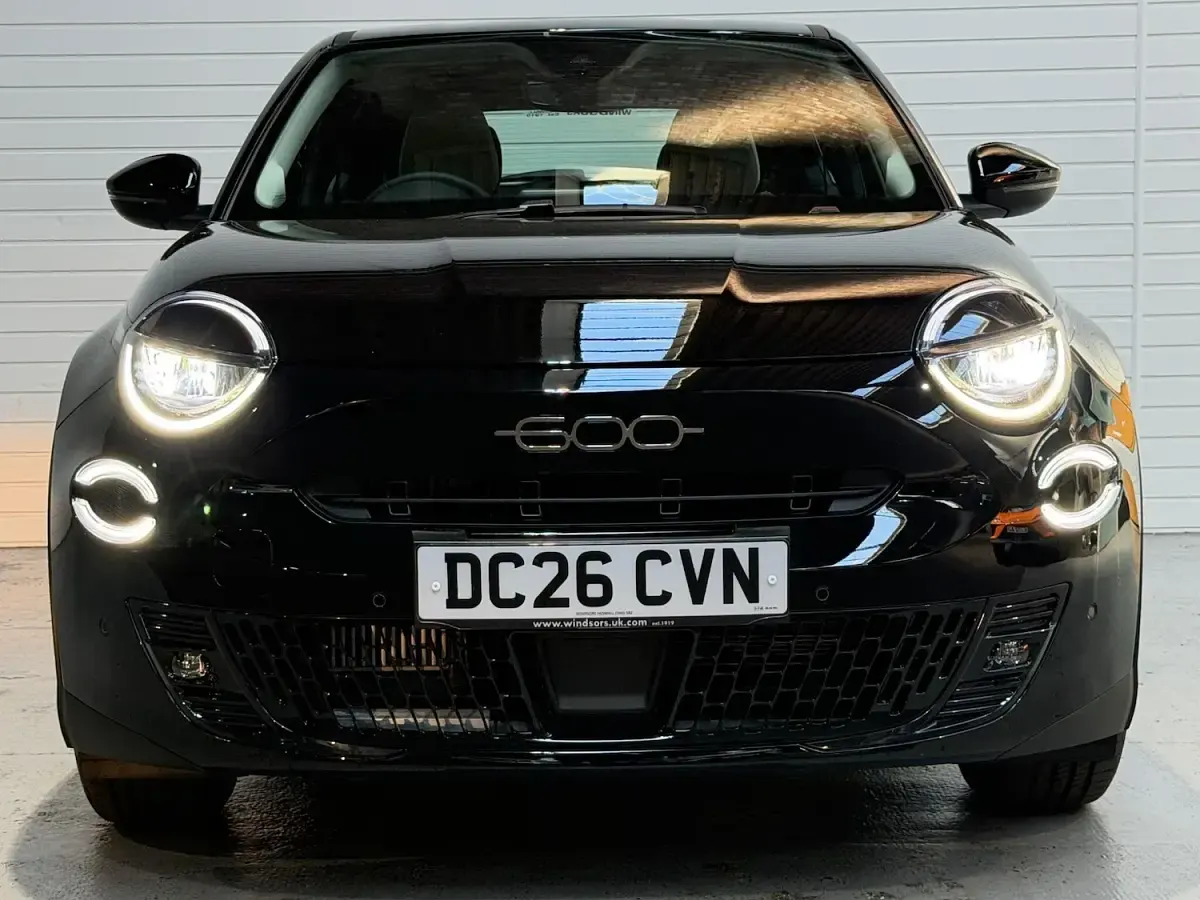 New Fiat 600 Icon 2026 Black SUV