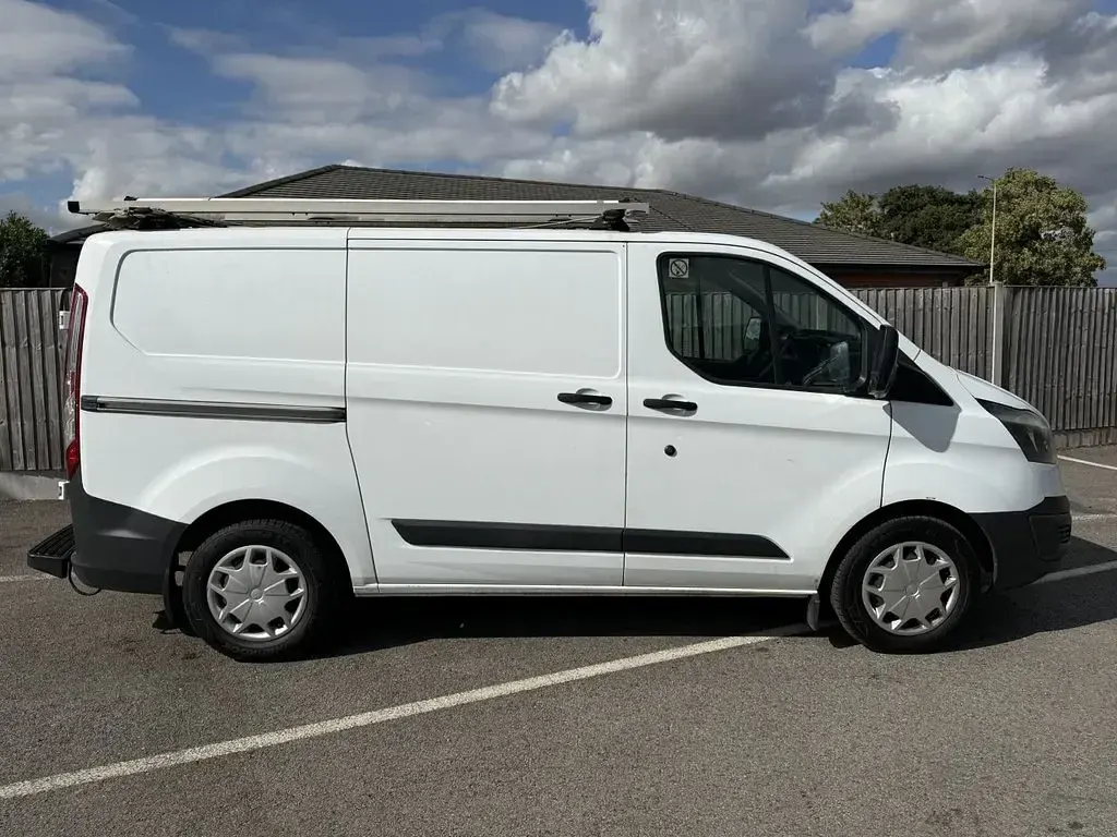 Used Ford Transit Custom 98 HP (72 kW) 2016 White Van