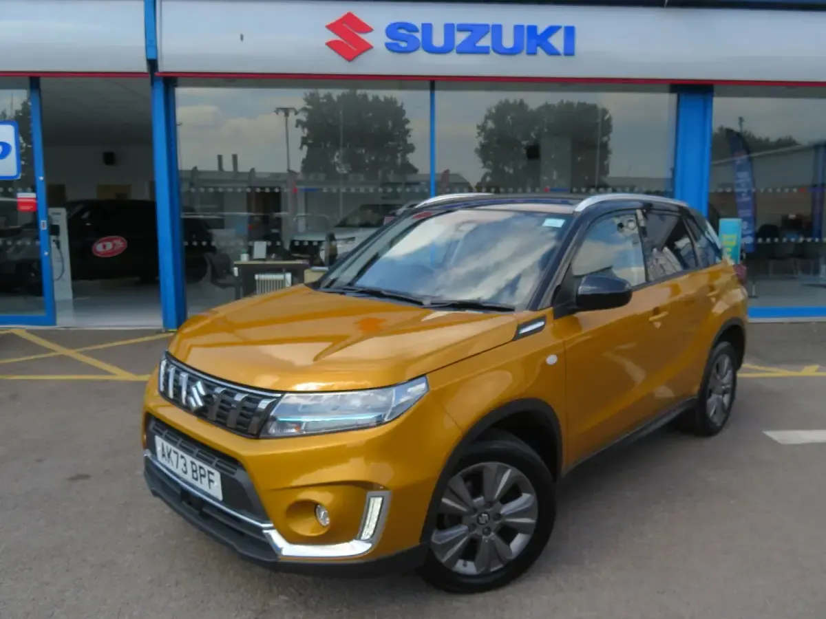 Used Suzuki Vitara SZ-T 115 HP (84 kW) 2023 Yellow SUV