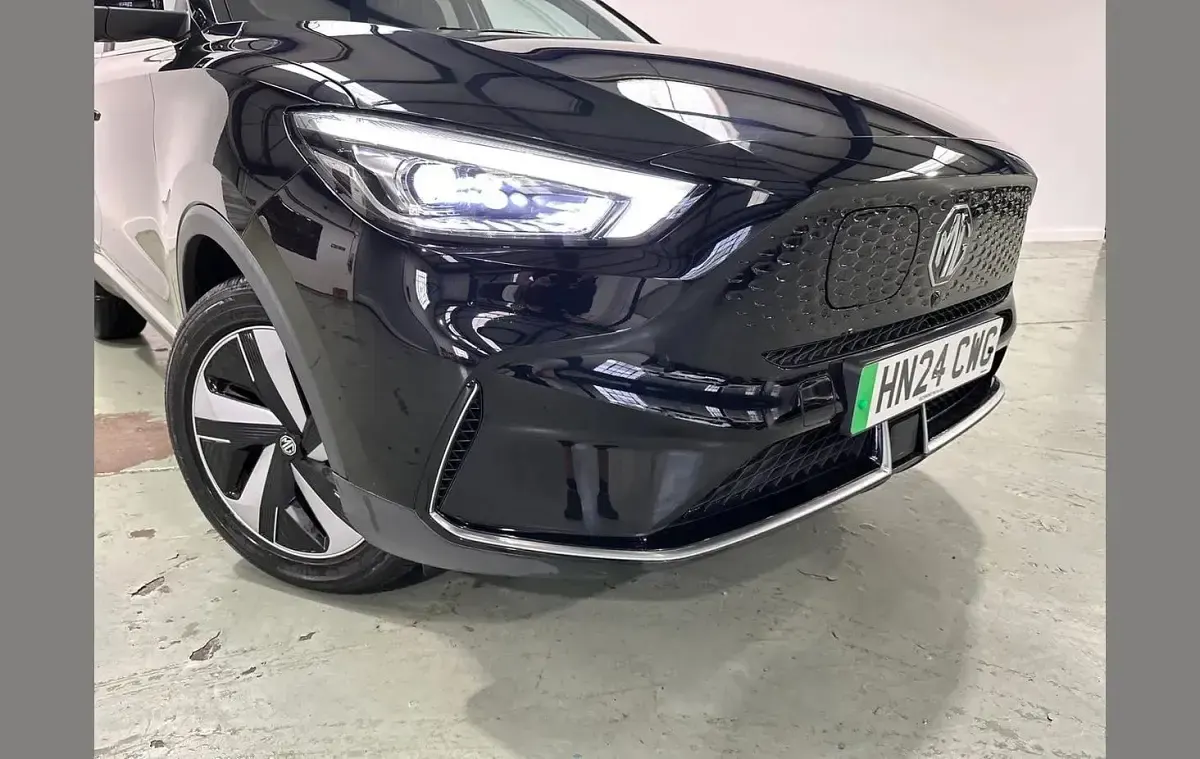 Used MG ZS Trophy Connect 114 kW (156 HP) 2024 Black SUV