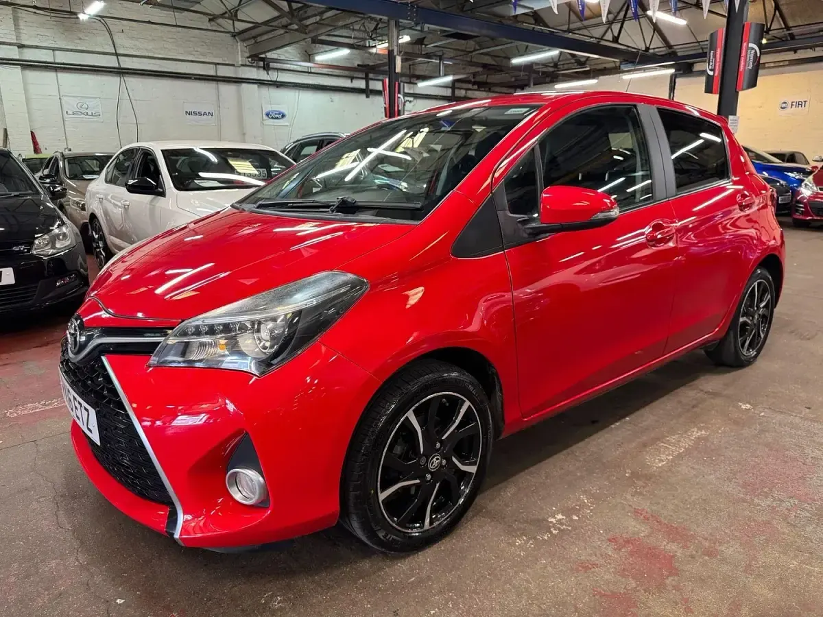 Used Toyota Yaris Design 2016 Red Hatchback