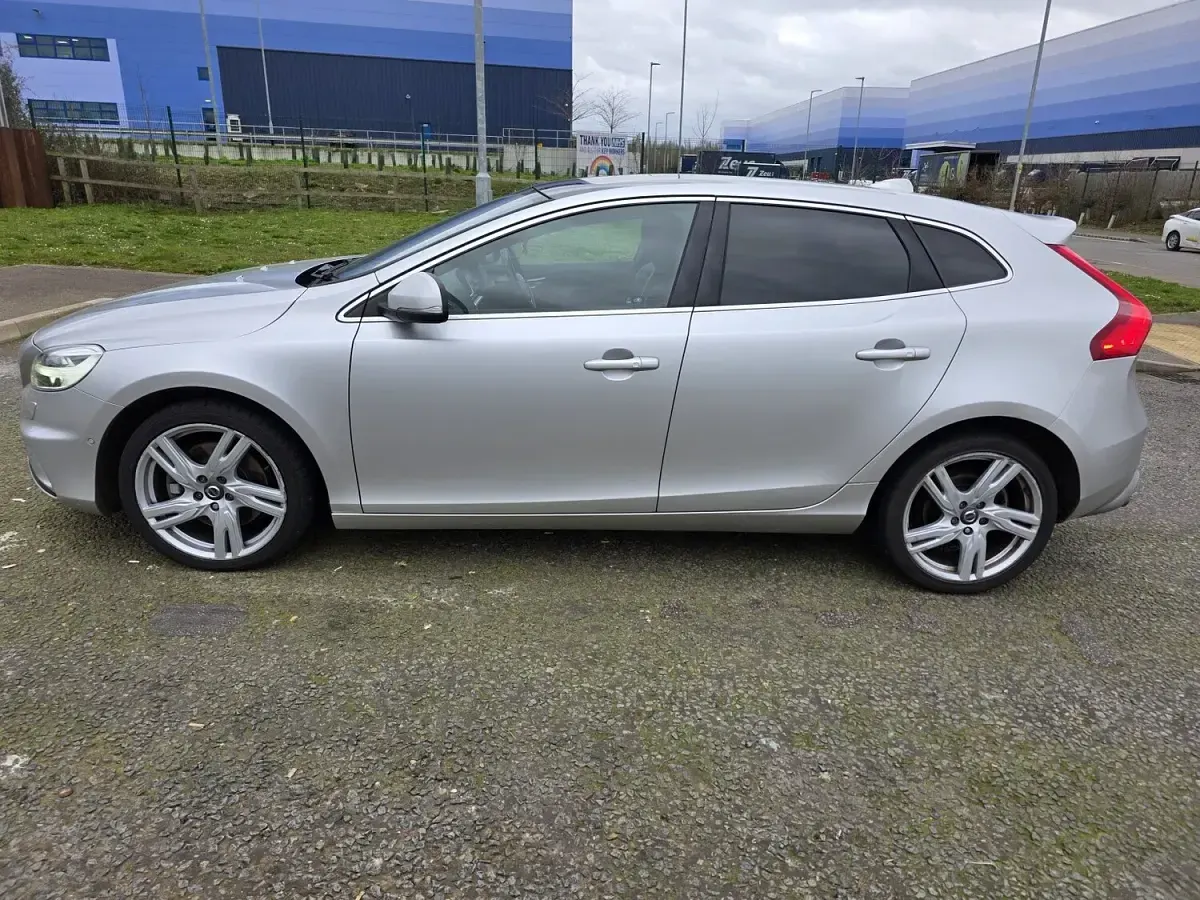 Used Volvo V40 R-Design Pro 2018 Silver Hatchback