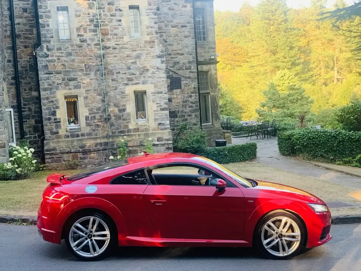 Used Audi TT S-Line 184 HP (135 kW) 2015 Red Coupe