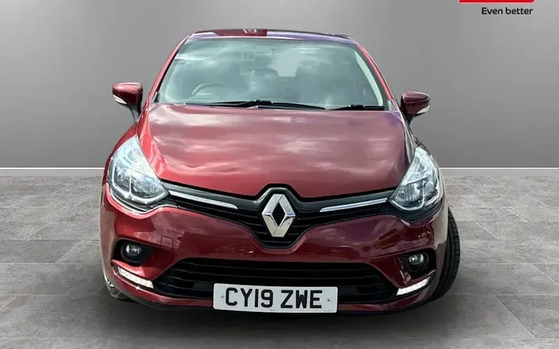 Used Renault Clio Iconic 90 HP (66 kW) 2019 Hatchback