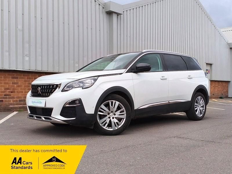 White Used 2020 Peugeot 5008 Allure MPV | £15,489 (Fair price) - Image 1/4