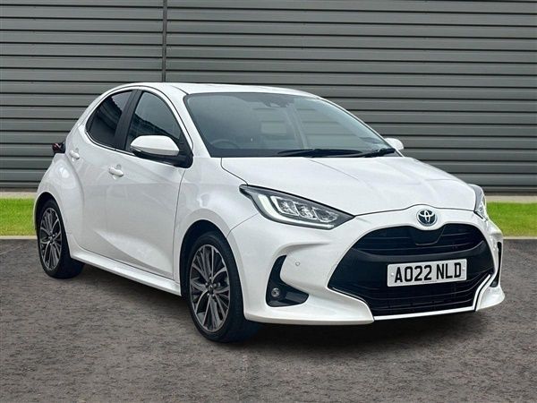 White Used 2022 Toyota Yaris Hatchback | £19,295 (A bit pricey) - Image 1/1