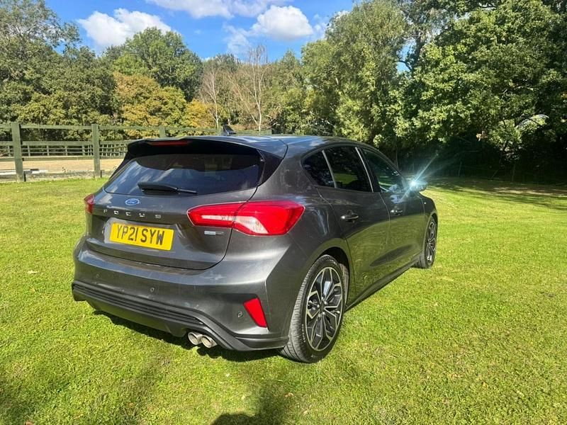 Used Ford Focus ST-Line X 125 HP (91 kW) 2021 Grey Hatchback