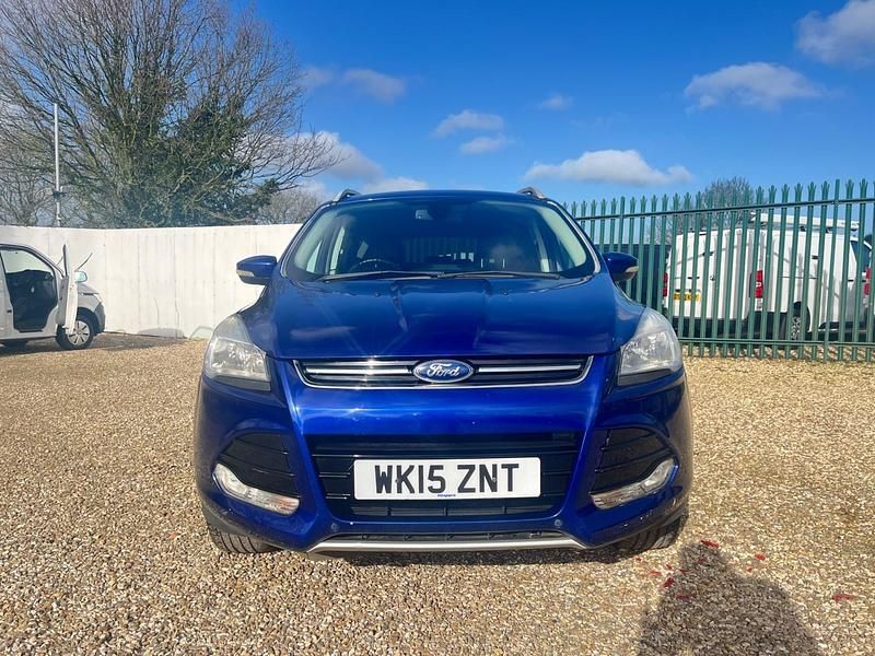 Begagnad Ford Kuga Titanium 180 HK (132 kW) 2015 Blå SUV