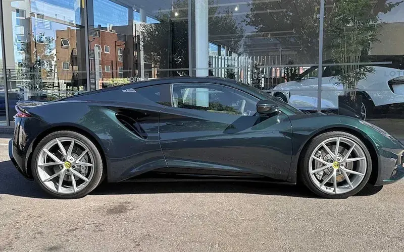 Used Lotus Emira 405 HP (297 kW) 2025 Coupe