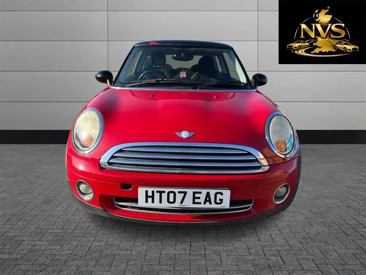 Used Mini ONE Hatch 95 HP (69 kW) 2007 Red Hatchback
