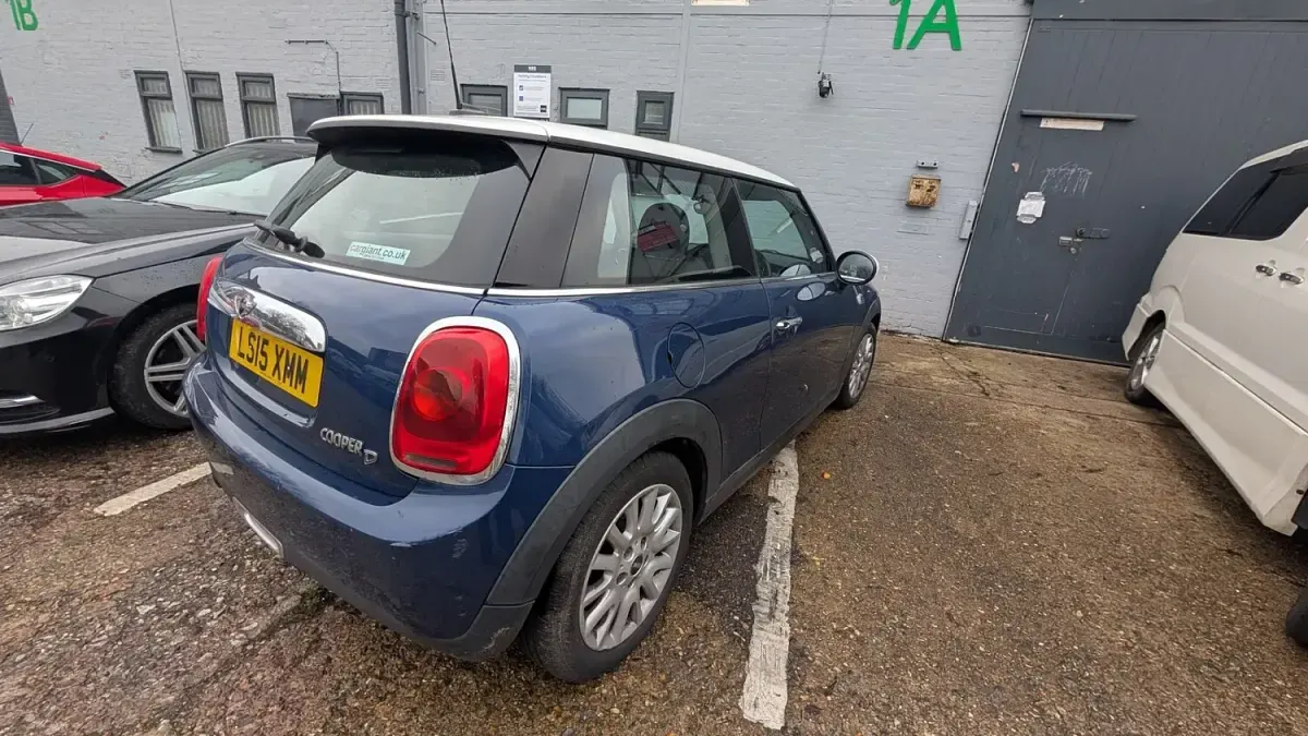 Used Mini Cooper D Hatch 2015 Blue Hatchback