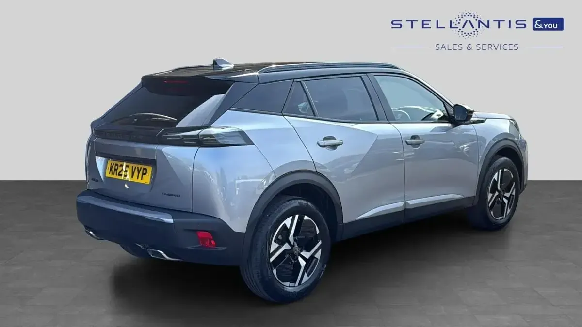 Used Peugeot 2008 GT 134 HP (98 kW) 2025 Grey SUV