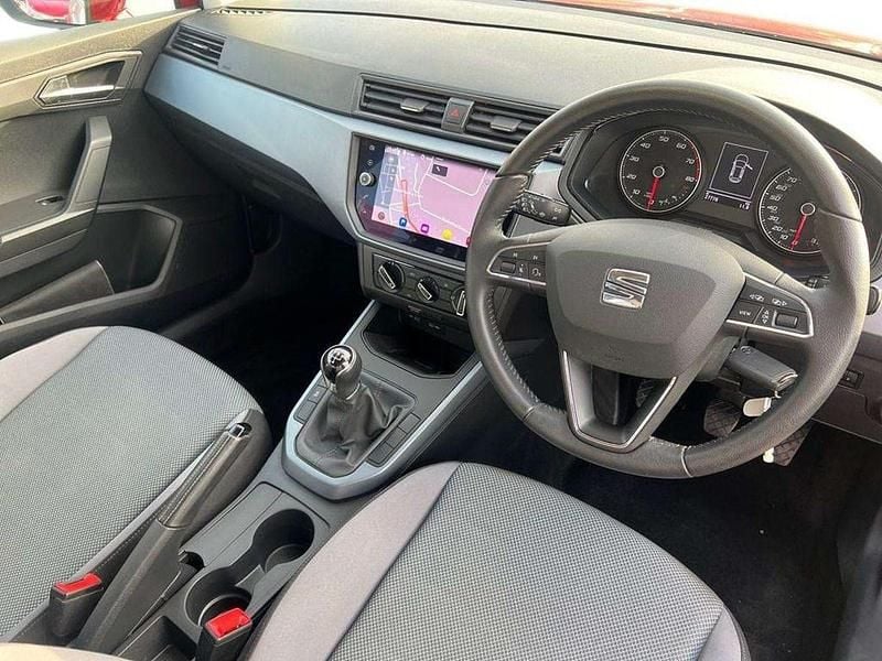 Used Seat Arona SE 95 HP (69 kW) 2020 Desire red/magnetic grey SUV